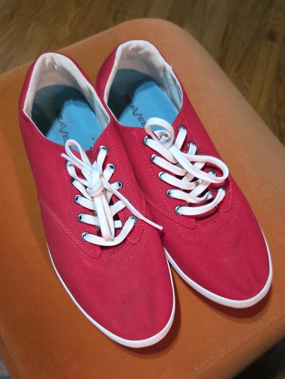 SeaVees Palm Ave Plimsol Sneakers - Cherry